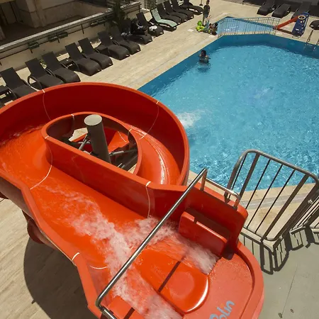 Otel Azalea Apart 2*
